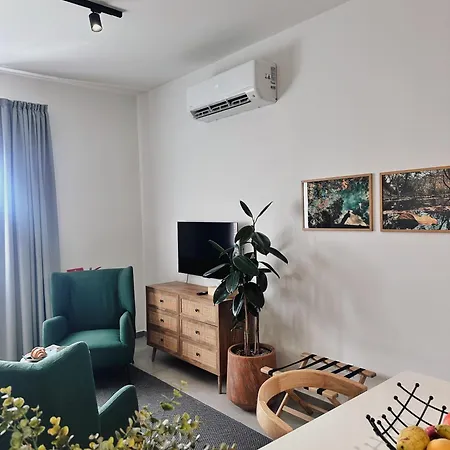 Grace Living Studio 203 Apartment *