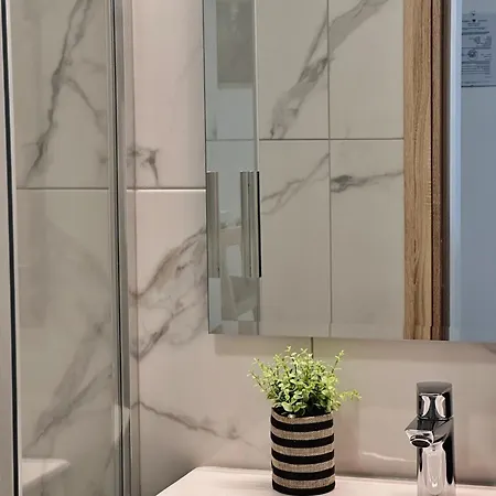 Grace Living Studio 203
